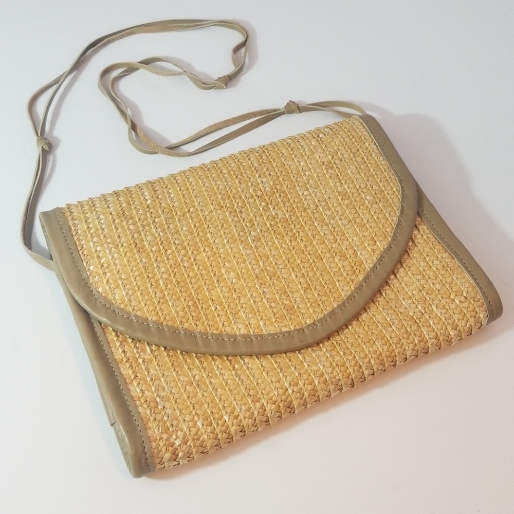 Straw Clutch to Crossbody Bag w/ Tan Strap